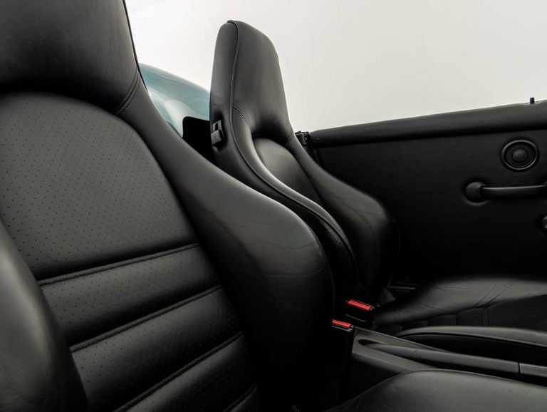 Porsche 964 Carrera 2 Speedster