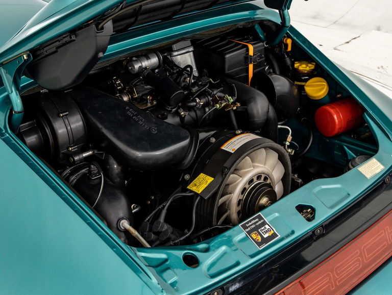 Porsche 964 Carrera 2 Speedster