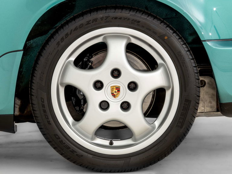 Porsche 964 Carrera 2 Speedster