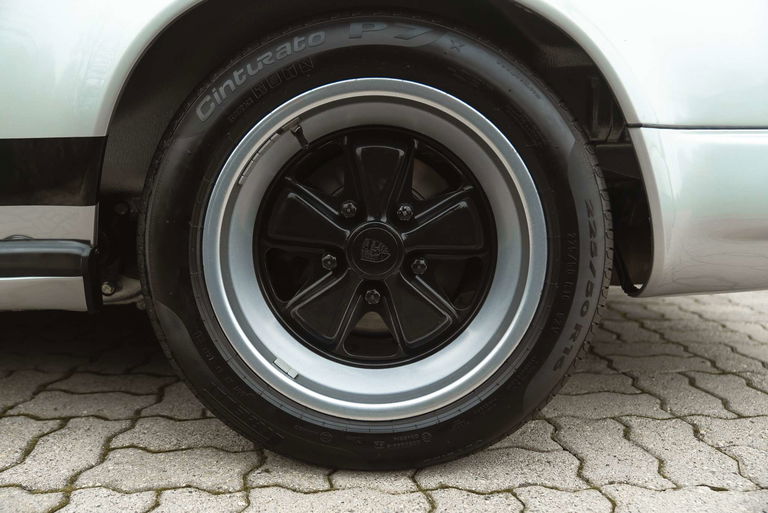 Porsche 911 Carrera 3,0