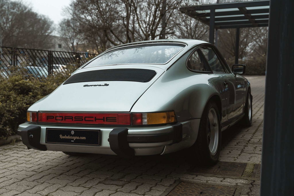 Porsche 911 Carrera 3,0