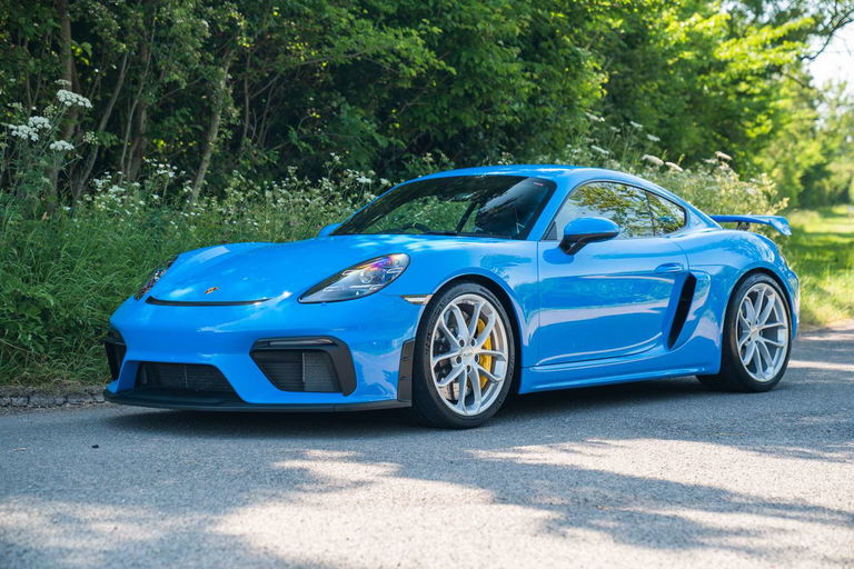 Porsche 718 Cayman GT4
