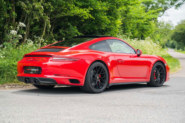Porsche 991.2 Carrera GTS