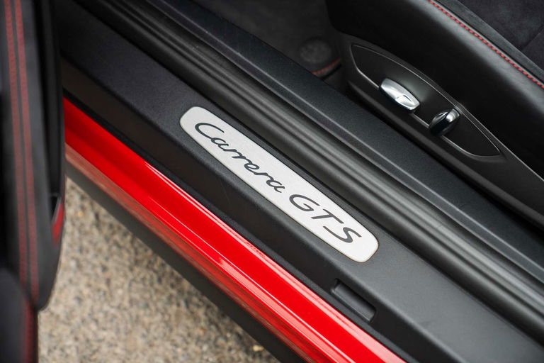 Porsche 991.2 Carrera GTS