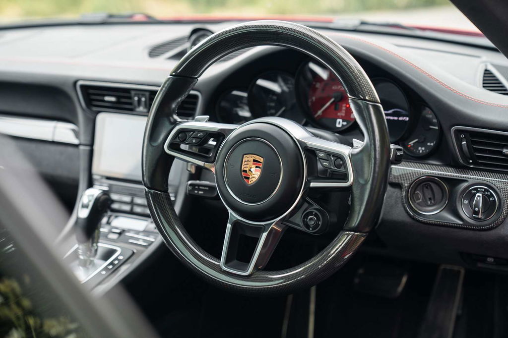 Porsche 991.2 Carrera GTS