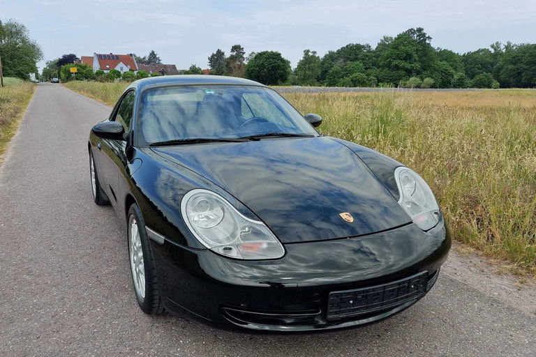 Porsche 996 Carrera 4