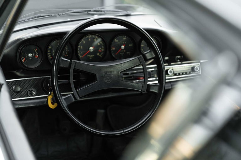 Porsche 911 S (F-Modell)