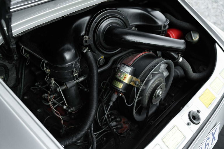 Porsche 911 S (F-Modell)