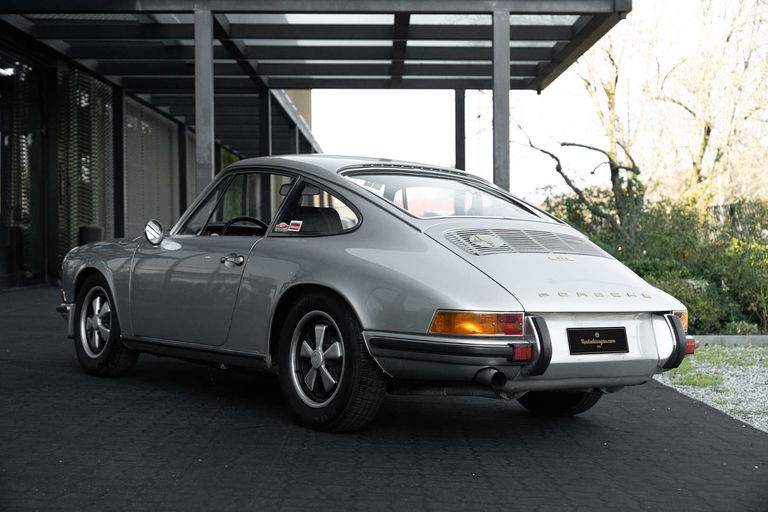 Porsche 911 S (F-Modell)