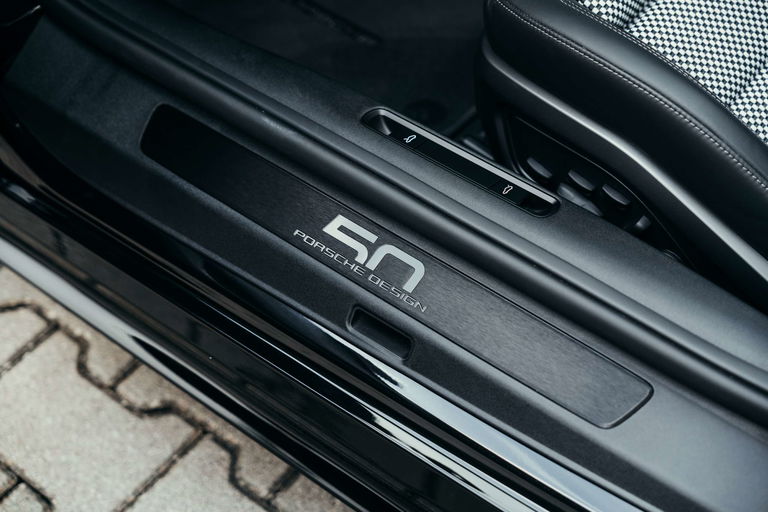 Porsche 992 Edition 50 Jahre Porsche Design