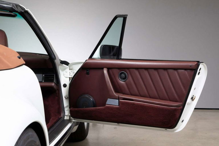 Porsche 911 Carrera 3.2 WTL