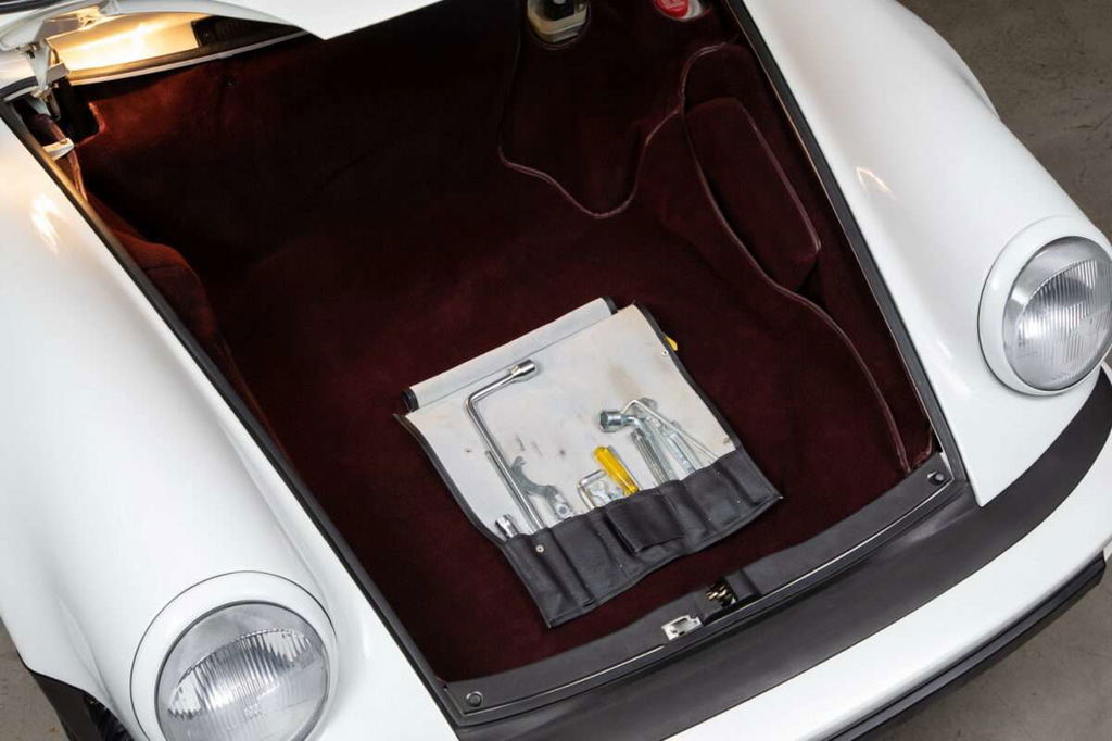 Porsche 911 Carrera 3.2 WTL