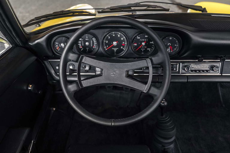 Porsche 911 S (F-Modell)