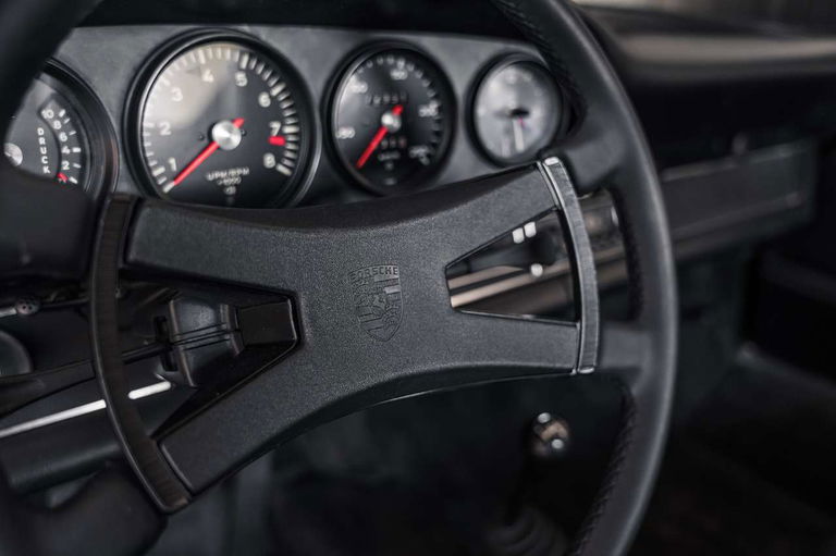 Porsche 911 S (F-Modell)