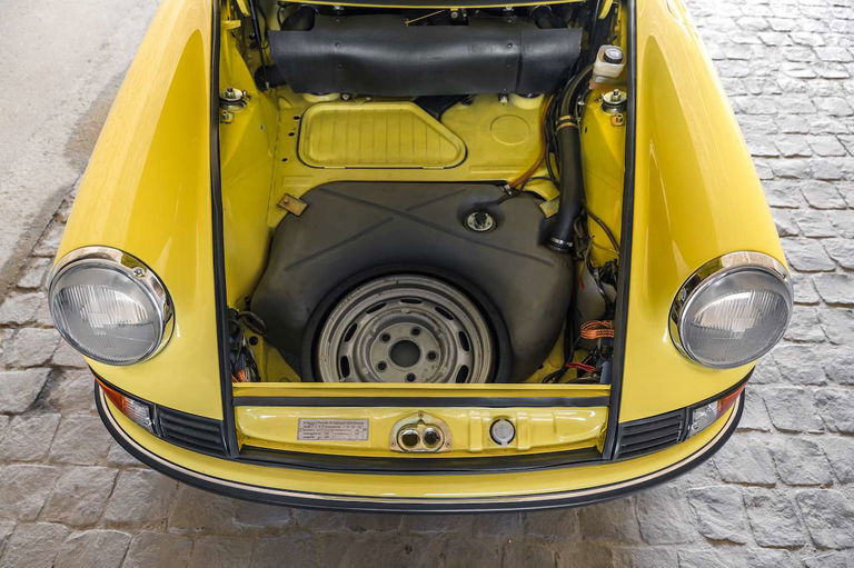 Porsche 911 S (F-Modell)