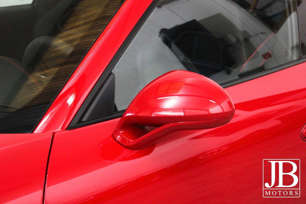 Porsche 991 Carrera 4 GTS