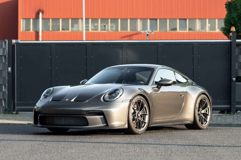 Porsche 992 GT3 Touring