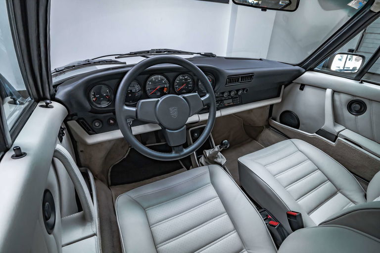 Porsche 911 Carrera 3.2