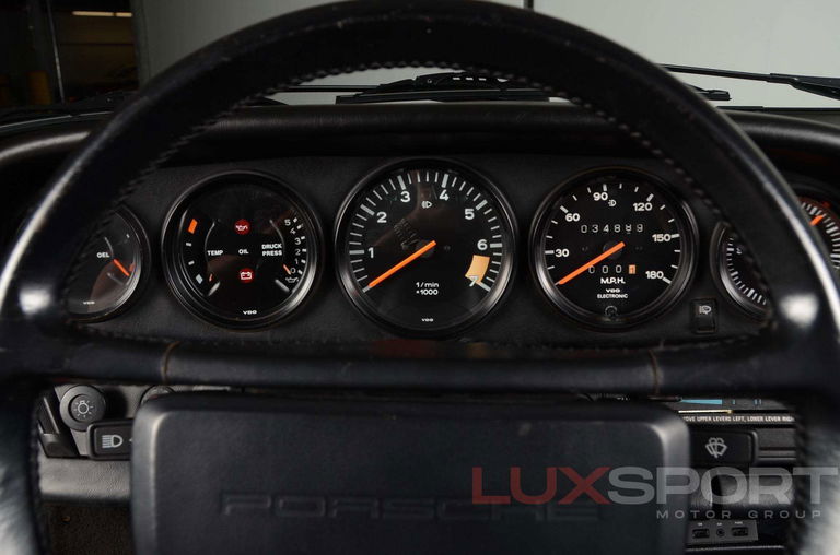 Porsche 911 Carrera 3.2 (US)