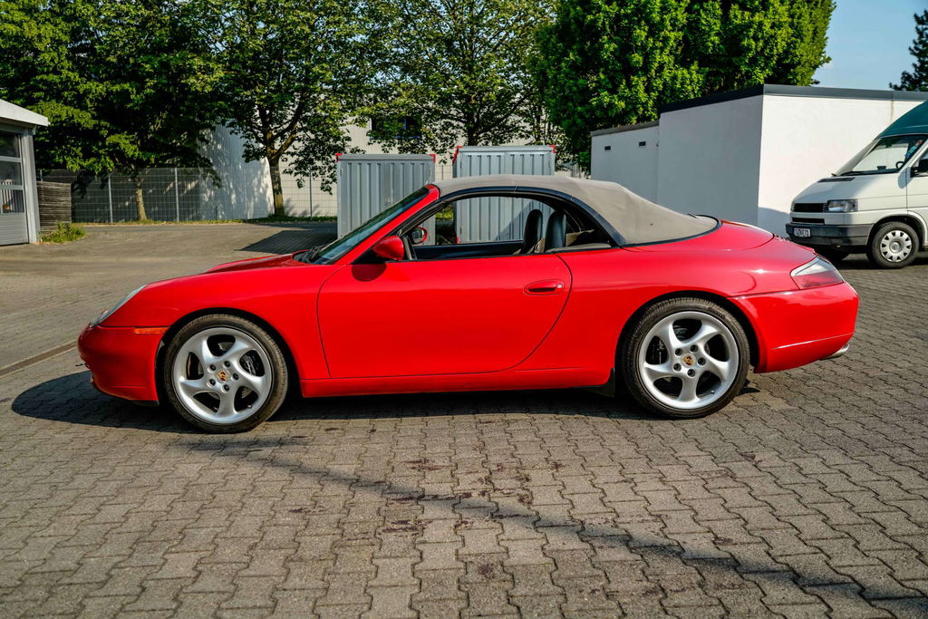 Porsche 996 Carrera