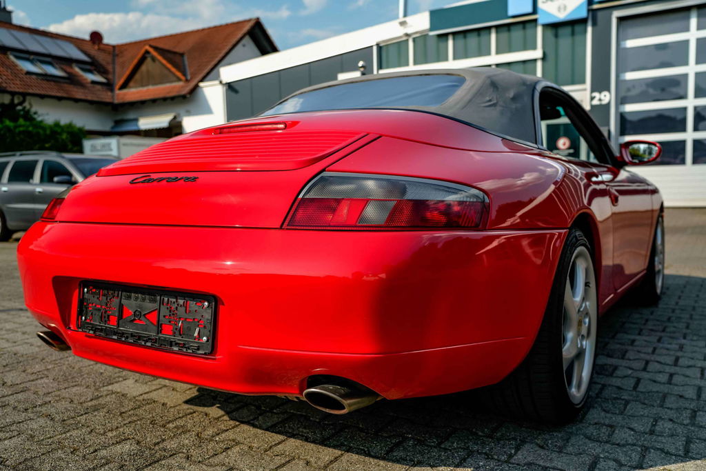 Porsche 996 Carrera