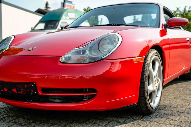 Porsche 996 Carrera