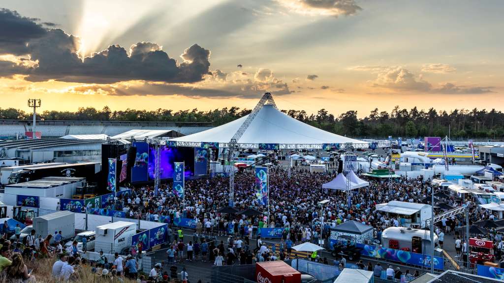 Porsche Festival of Dreams Alvaro Soler in concert
