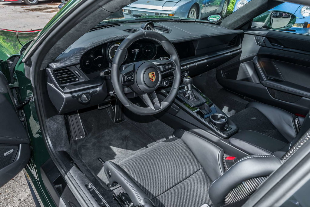 Porsche 992 GT3 Touring