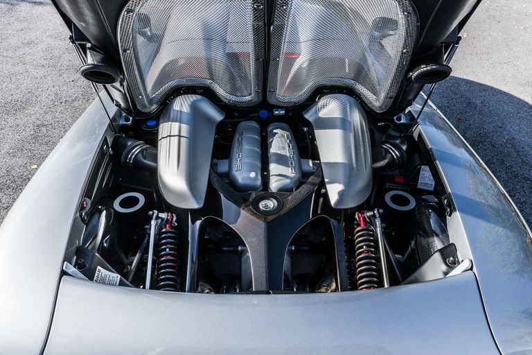 Porsche Carrera GT