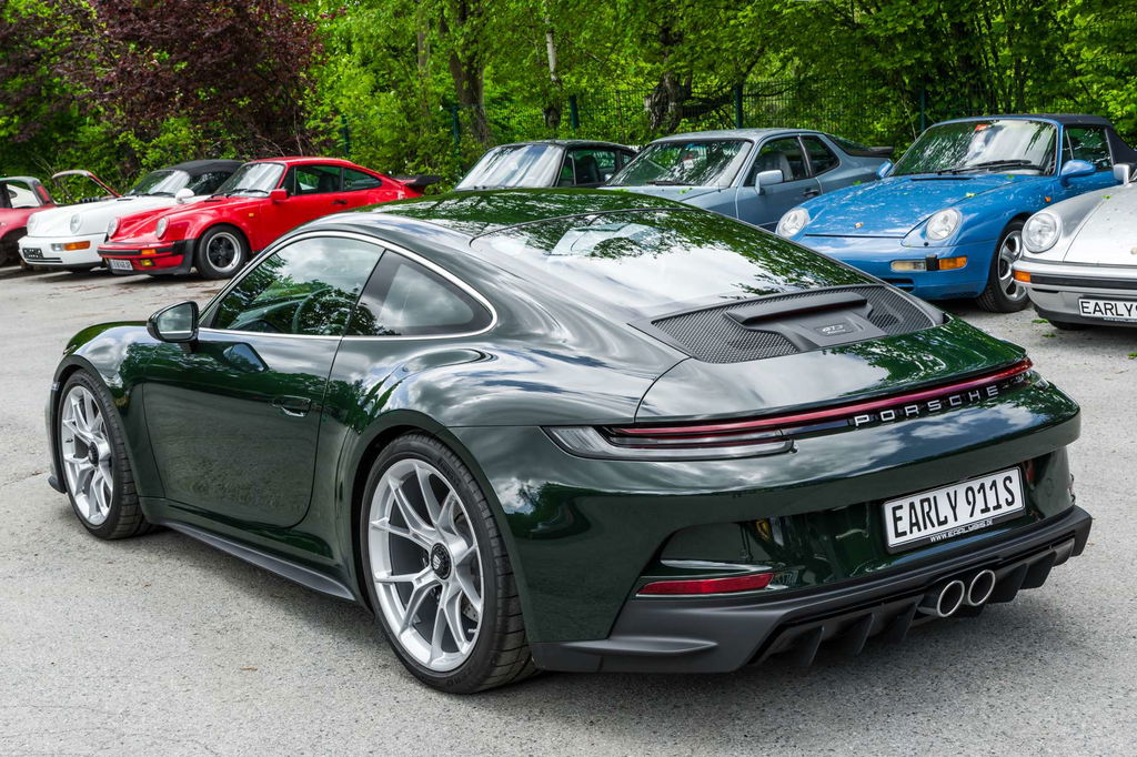 Porsche 992 GT3 Touring