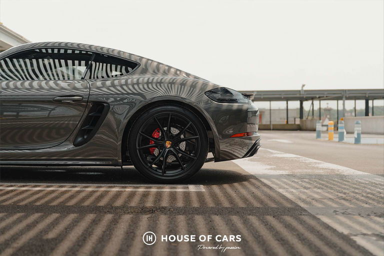 Porsche 718 Cayman GTS