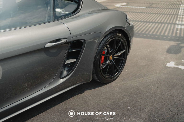 Porsche 718 Cayman GTS