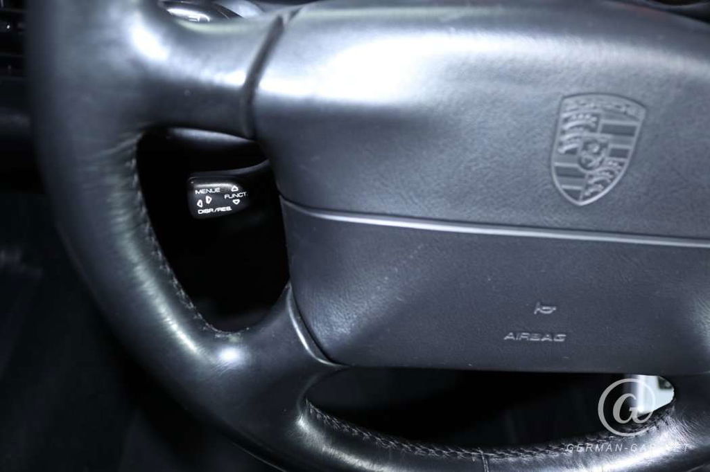 Porsche 993 Carrera 4S