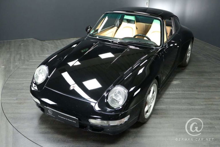 Porsche 993 Carrera 4S