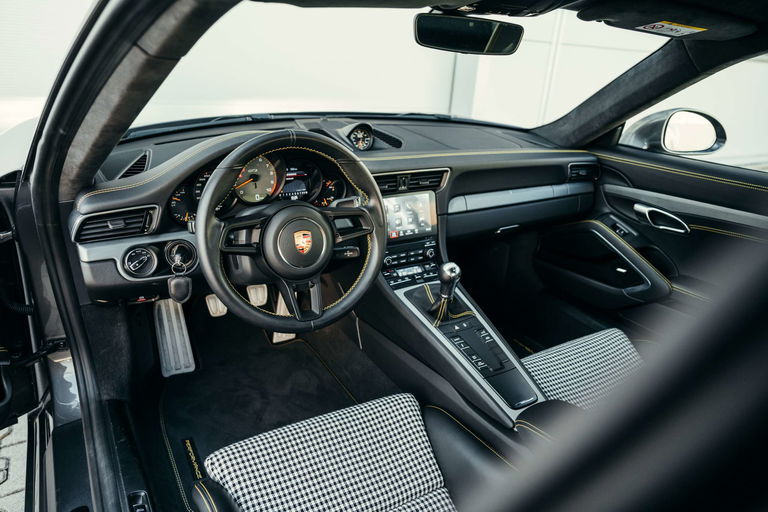 Porsche 991 GT3 Touring