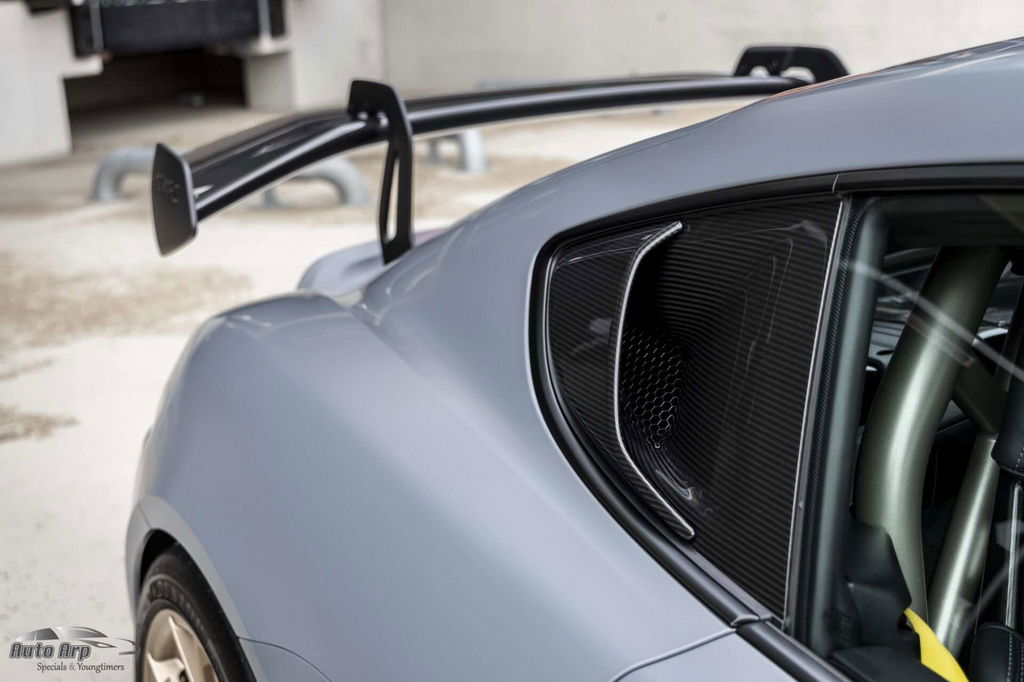 Porsche 718 Cayman GT4 RS