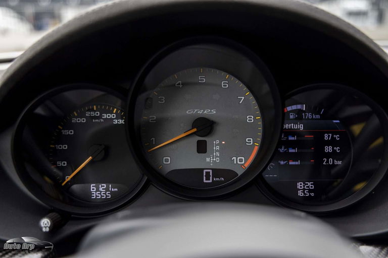 Porsche 718 Cayman GT4 RS