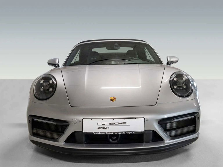 Porsche 992 Carrera GTS