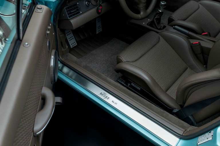 Porsche 911 Backdate