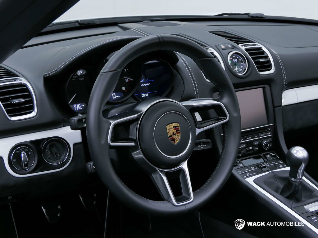 Porsche 981 Boxster Spyder