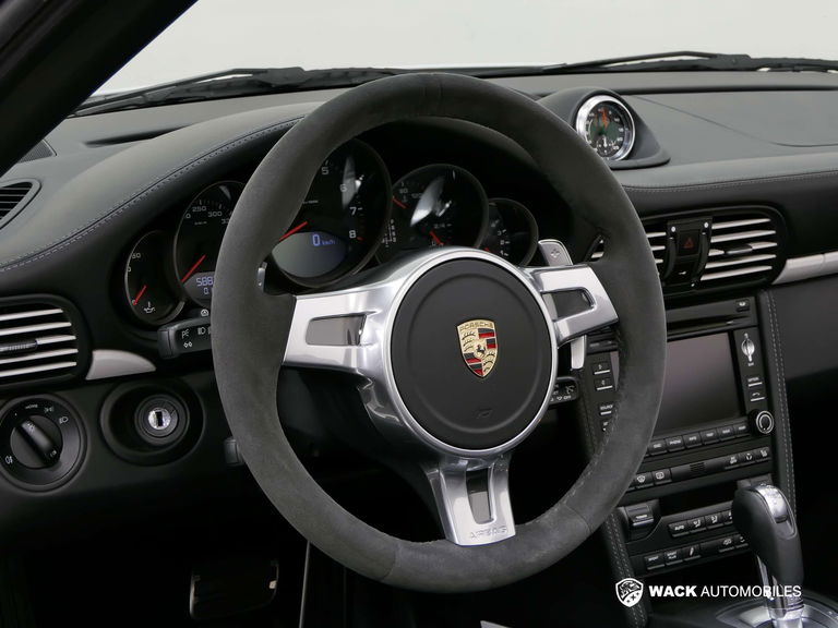 Porsche 997.2 Carrera GTS