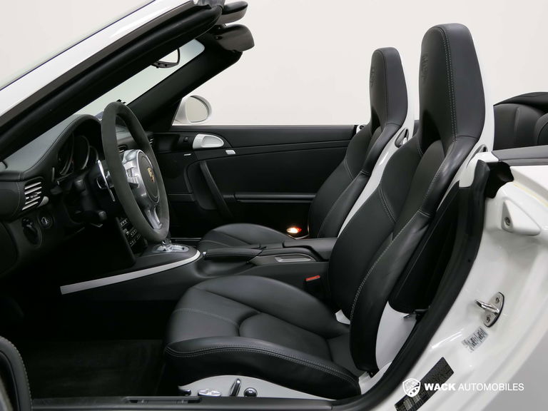 Porsche 997.2 Carrera GTS