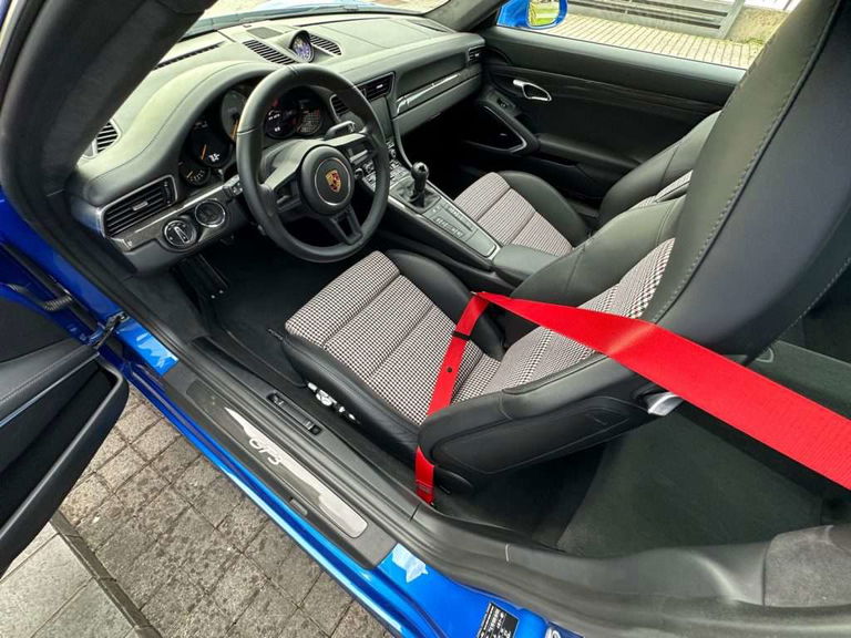 Porsche 991 GT3 Touring