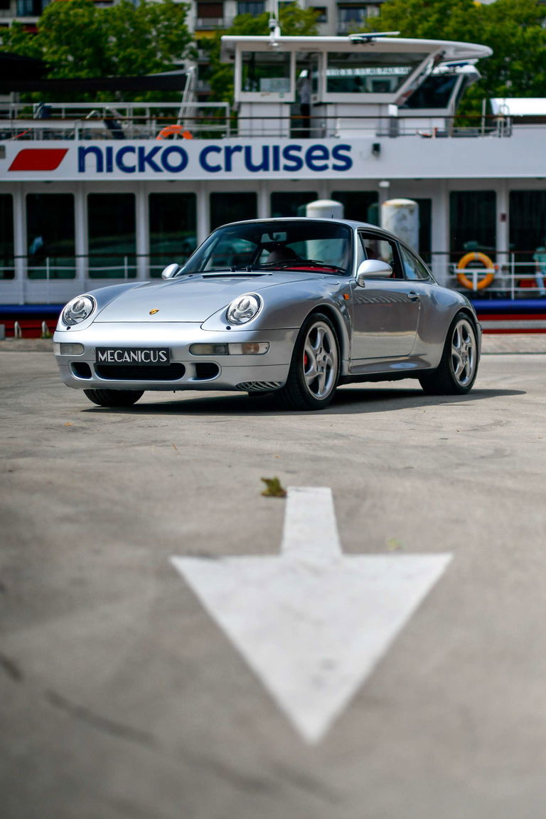 Porsche 993 Carrera 4S