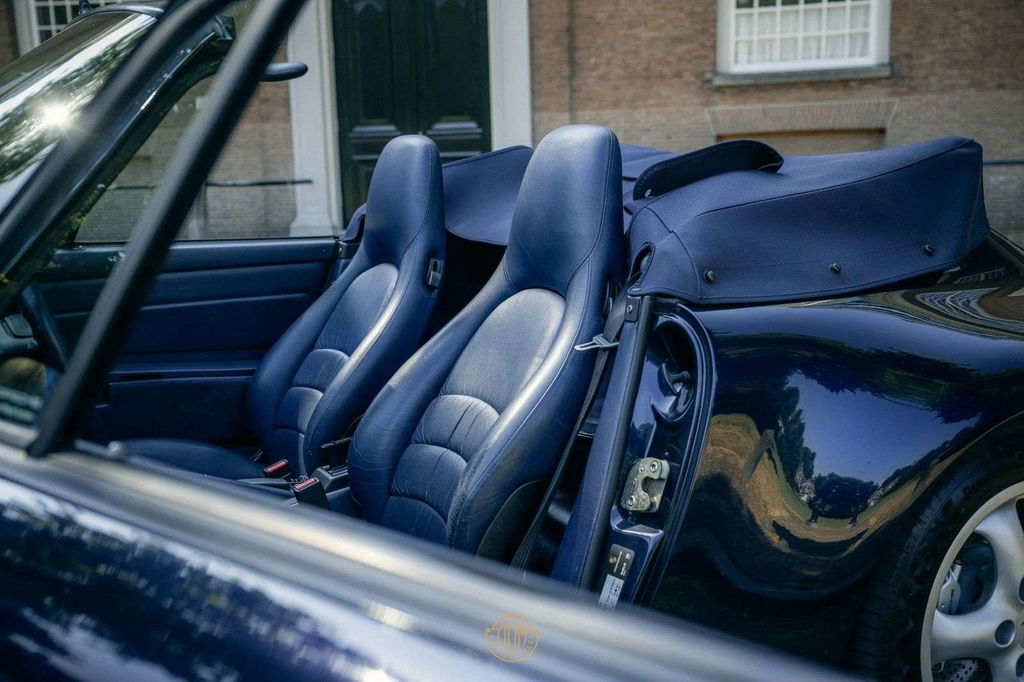 Porsche 993 Carrera 4