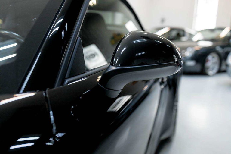 Porsche 991 Carrera 4 Black Edition