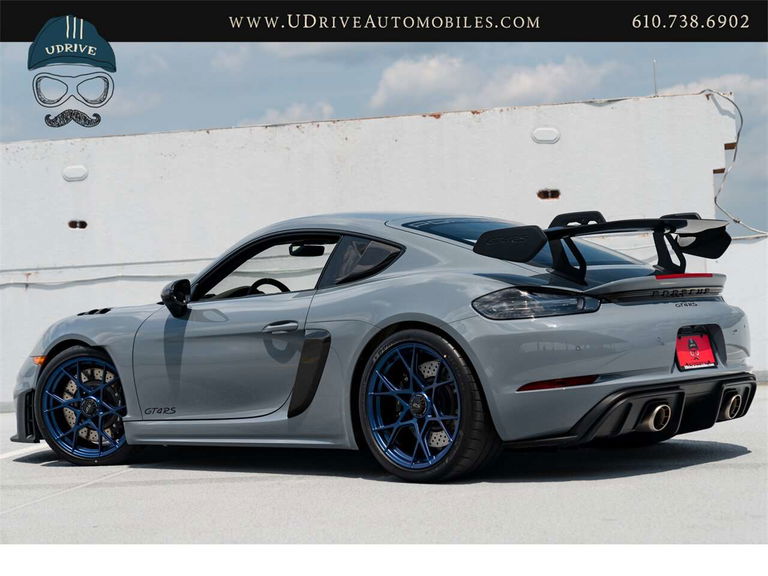 Porsche 718 Cayman GT4 RS