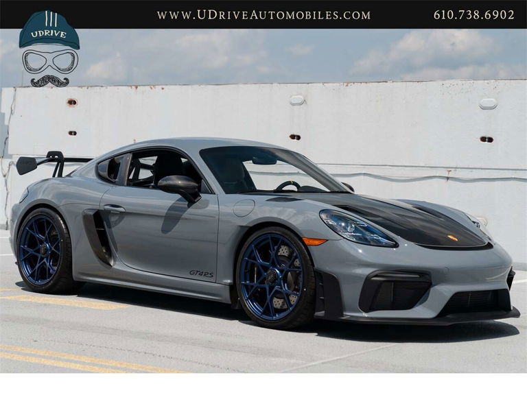 Porsche 718 Cayman GT4 RS