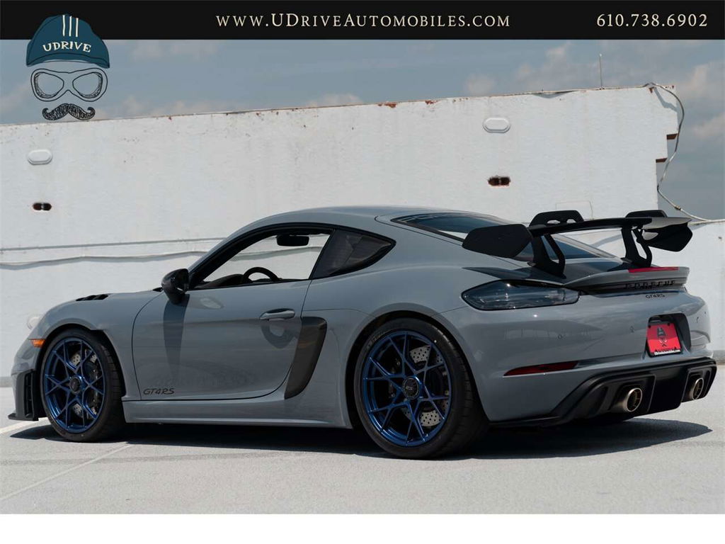 Porsche 718 Cayman GT4 RS