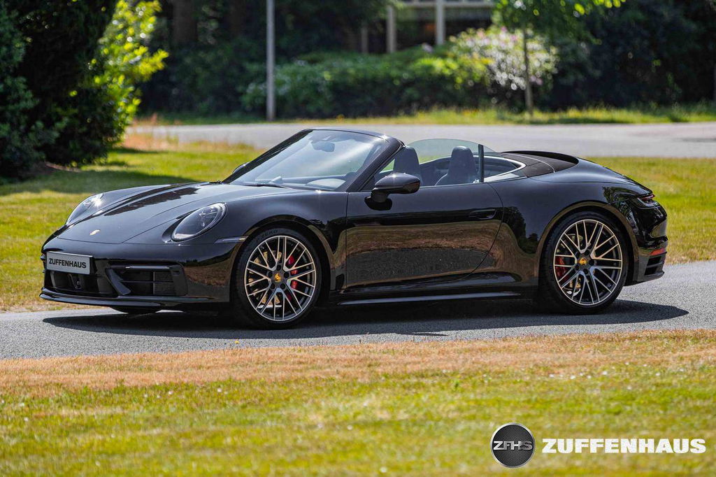 Porsche 992 Carrera 4S